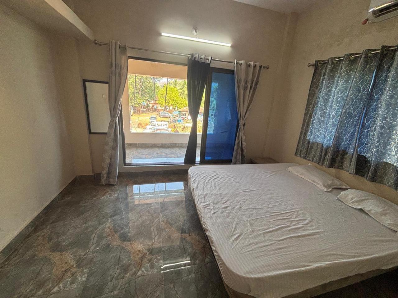Shobhnath Home Stay Harnai 객실 사진